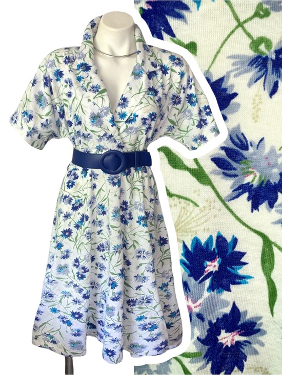Vintage Dresses & Skirts - v i n t a g e :: Floral Cottagecore Cornflower Shirtdress